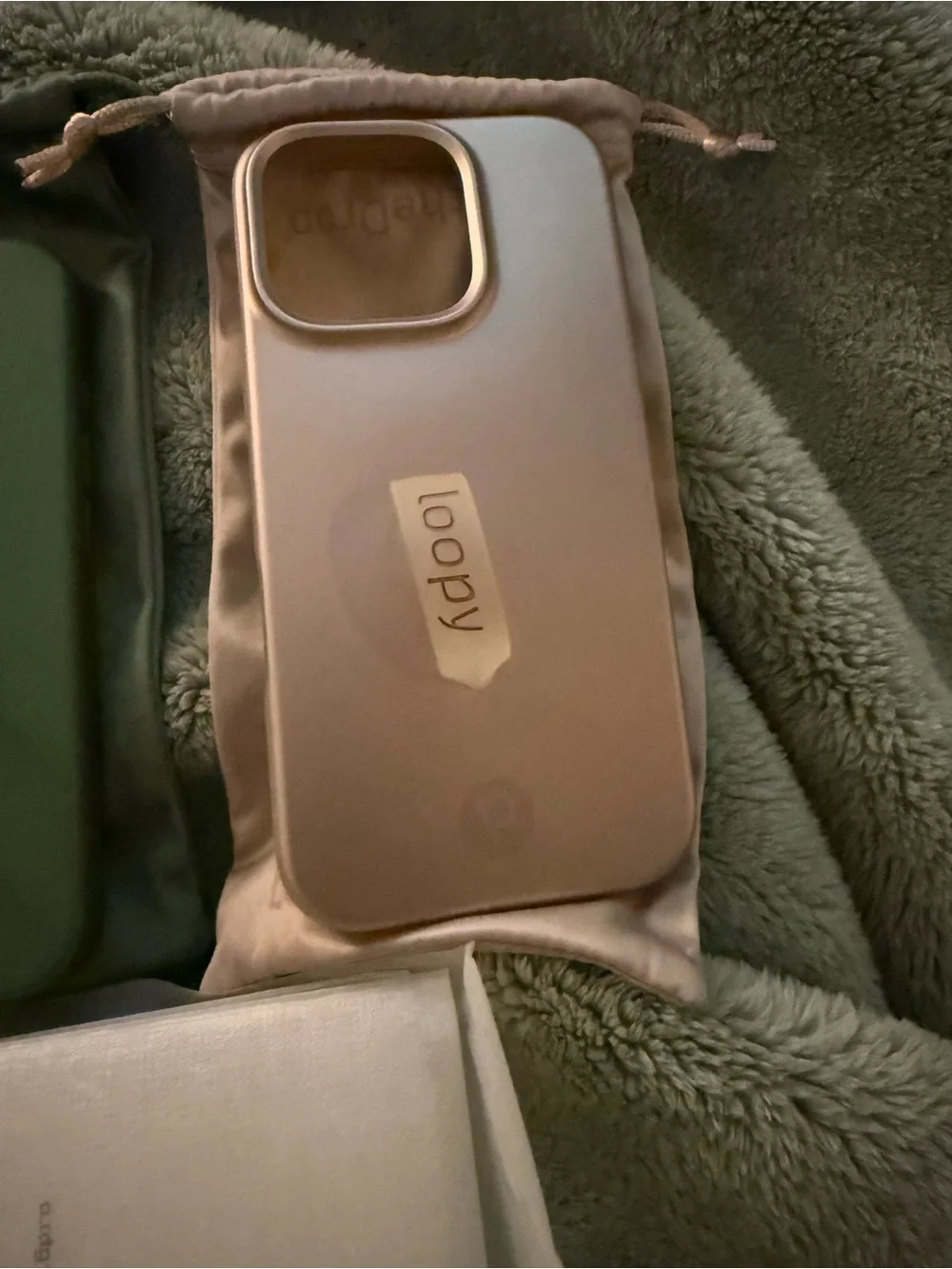 Loopy Case iPhone 16 Pro Bundle